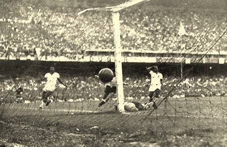 moacir-barbosa-goleiro-da-selecao-de-1950-1